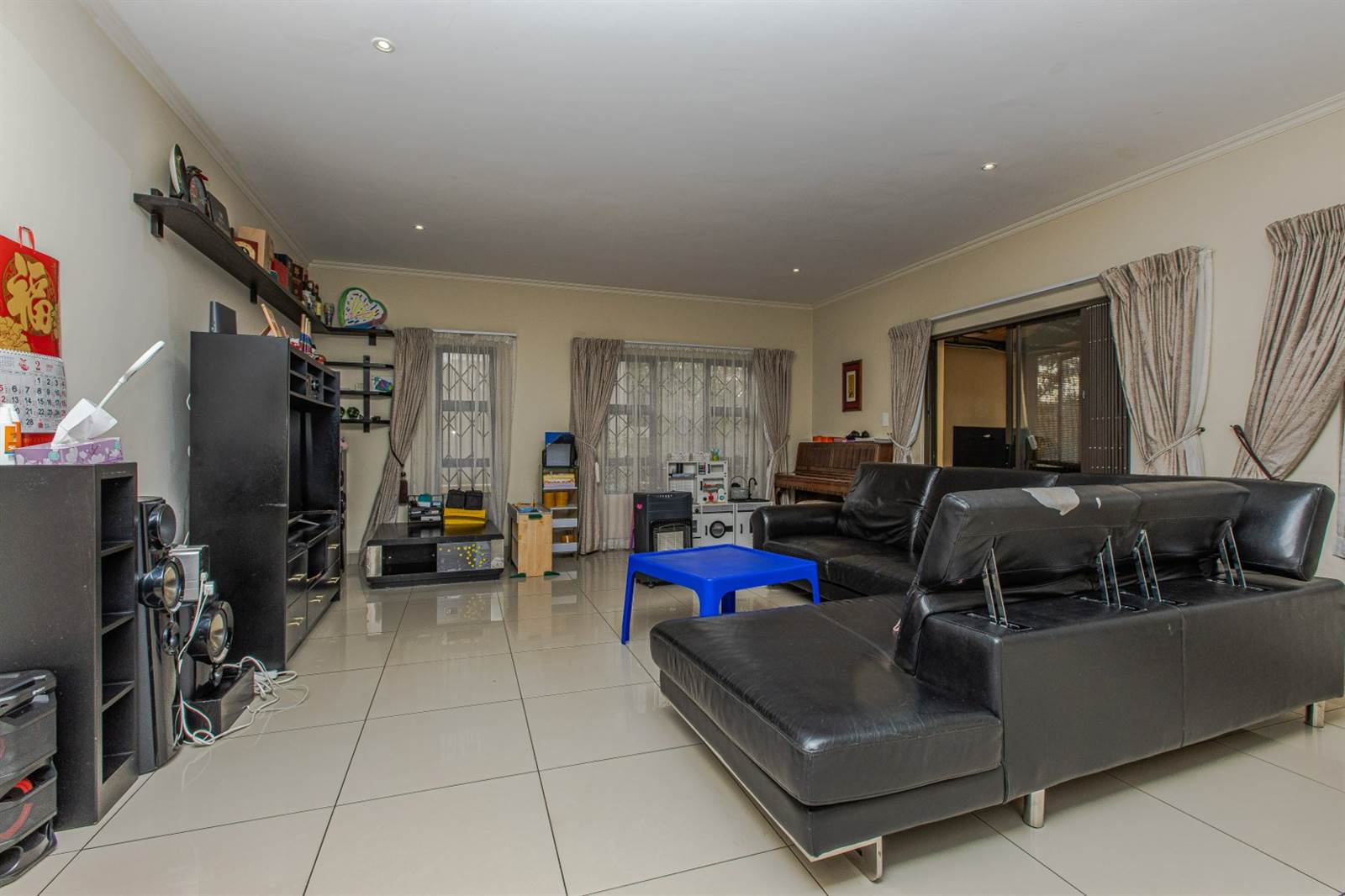 5 Bed House in Kyalami Hills photo number 3