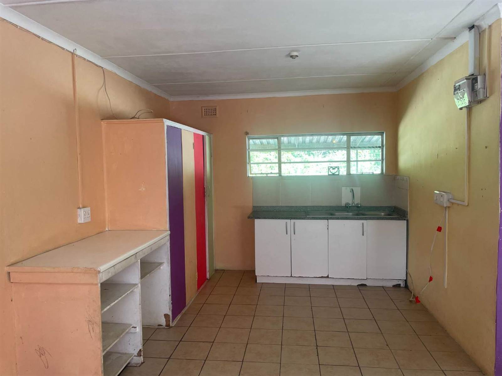 Commercial space in Pinelands photo number 12