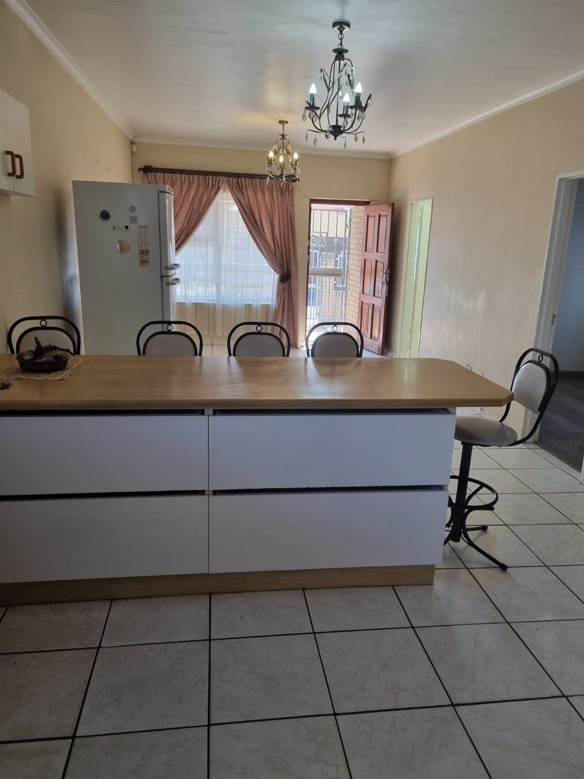 3 Bed House in Parow photo number 4