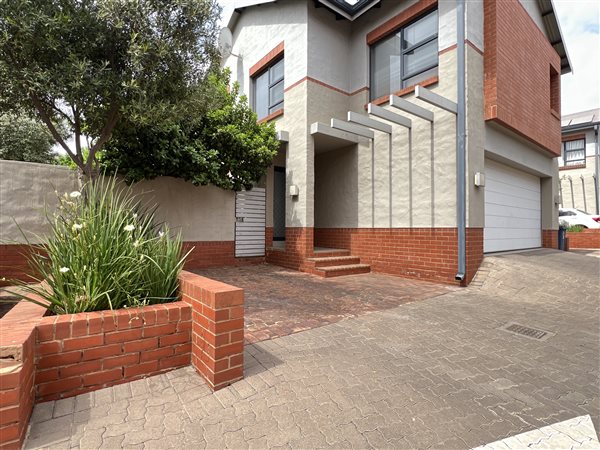 3 Bed Townhouse