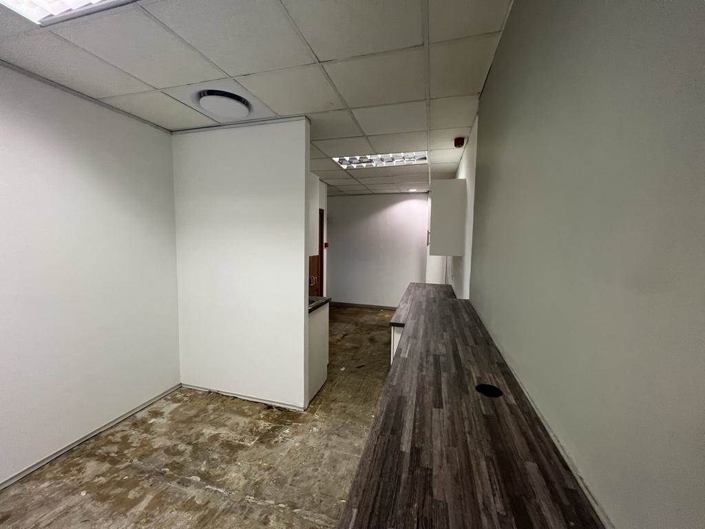 209.64  m² Commercial space in Rosebank photo number 5