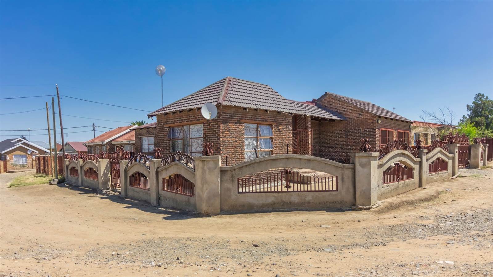 3 Bed House in Kroonstad photo number 18