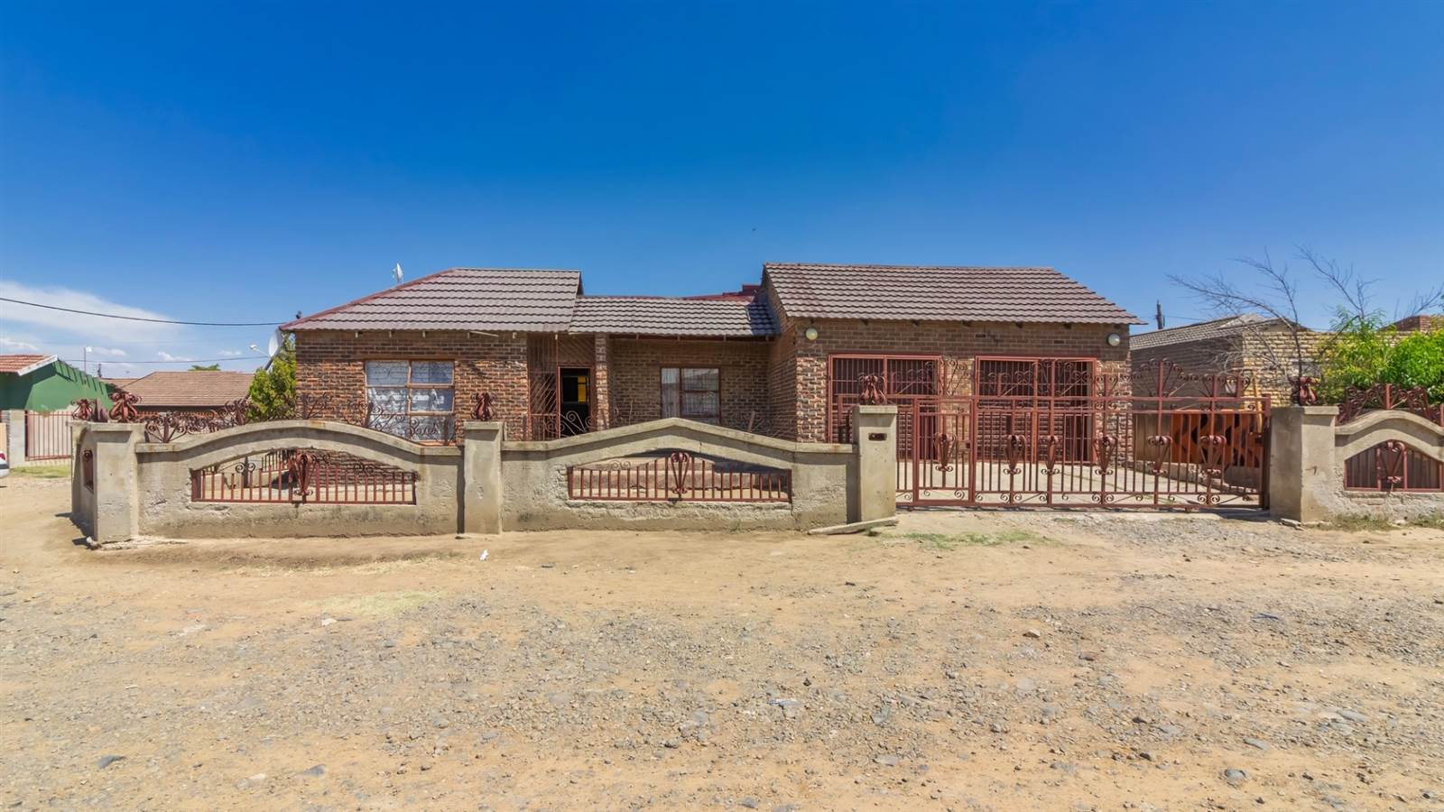 3 Bed House in Kroonstad photo number 17
