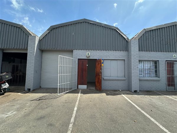 130  m² Industrial space