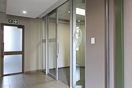 51  m² Office Space in Johannesburg Central photo number 2