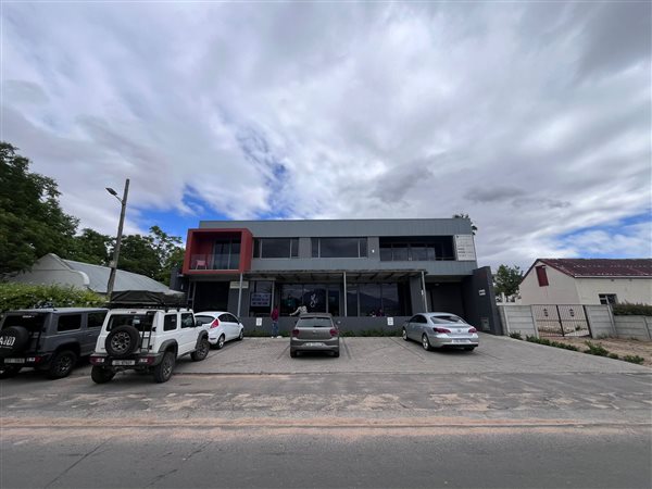 75  m² Commercial space