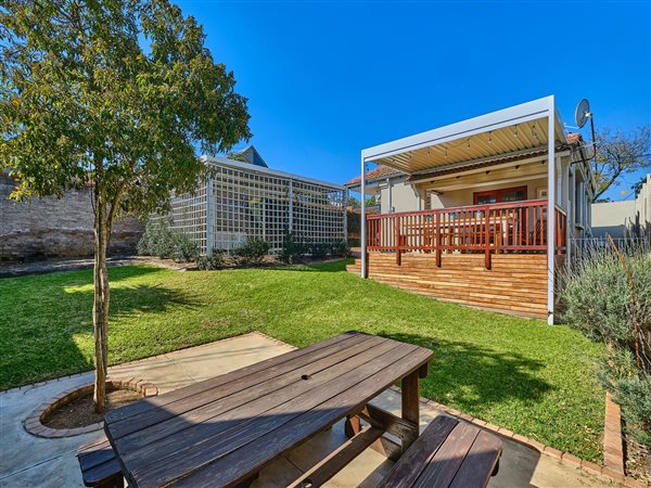 2 Bedroom Townhouse 2 Bedroom Townhouse