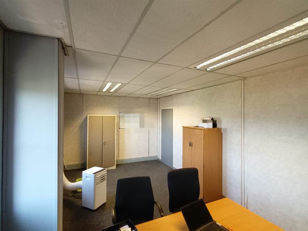 868  m² Commercial space in Nelspruit Central photo number 7