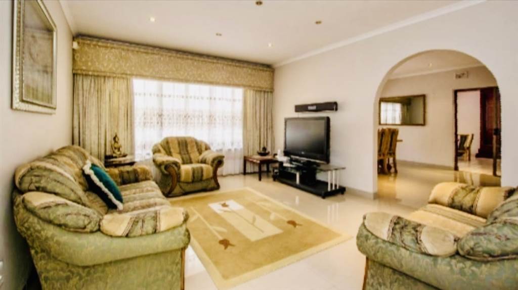 5 Bed House in Westville photo number 5