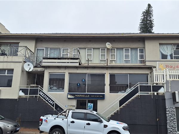 82  m² Commercial space in Margate