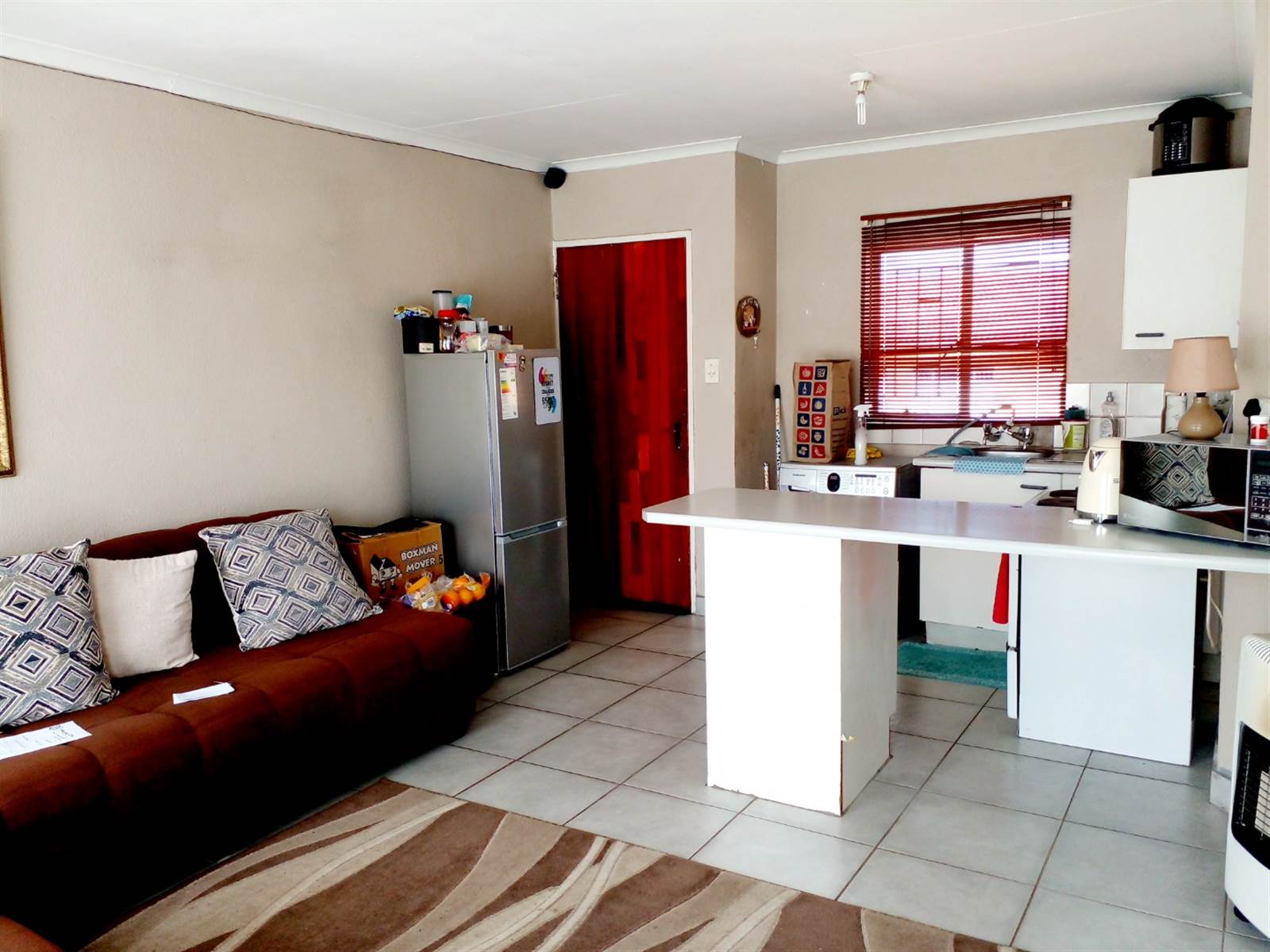2 Bed Apartment in Grobler Park photo number 4
