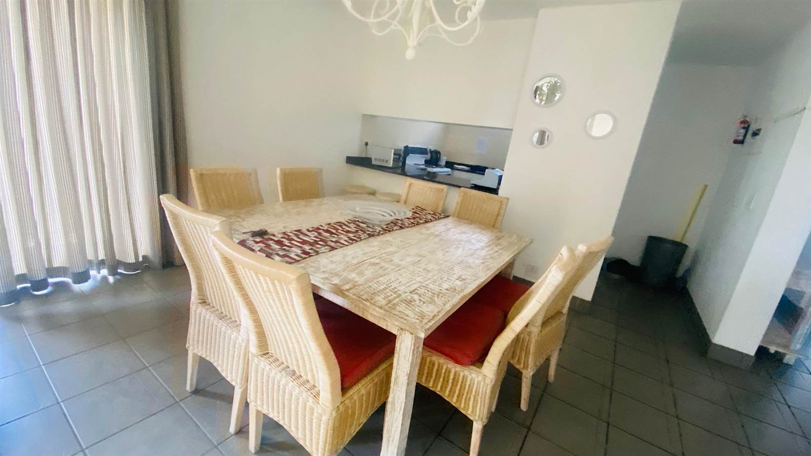 3 Bed Apartment in Umhlanga Rocks photo number 14