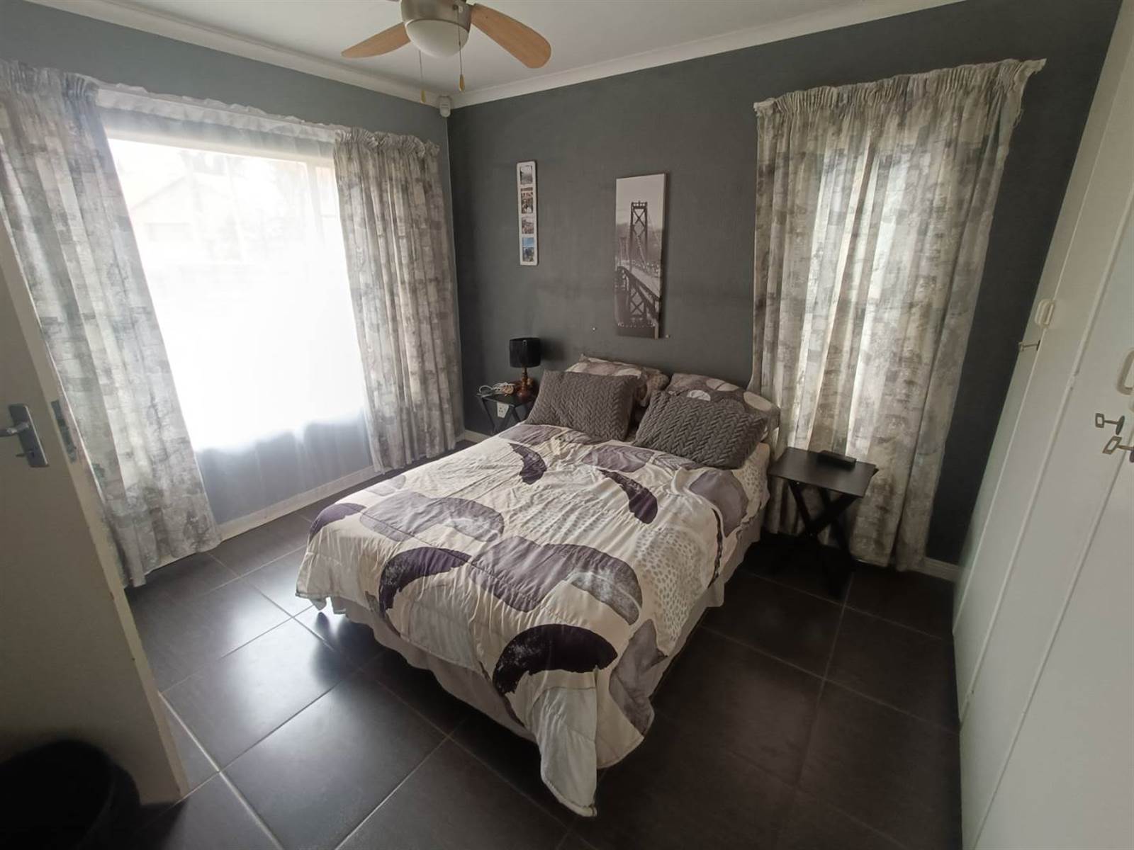 2 Bed Townhouse in Rooihuiskraal photo number 11