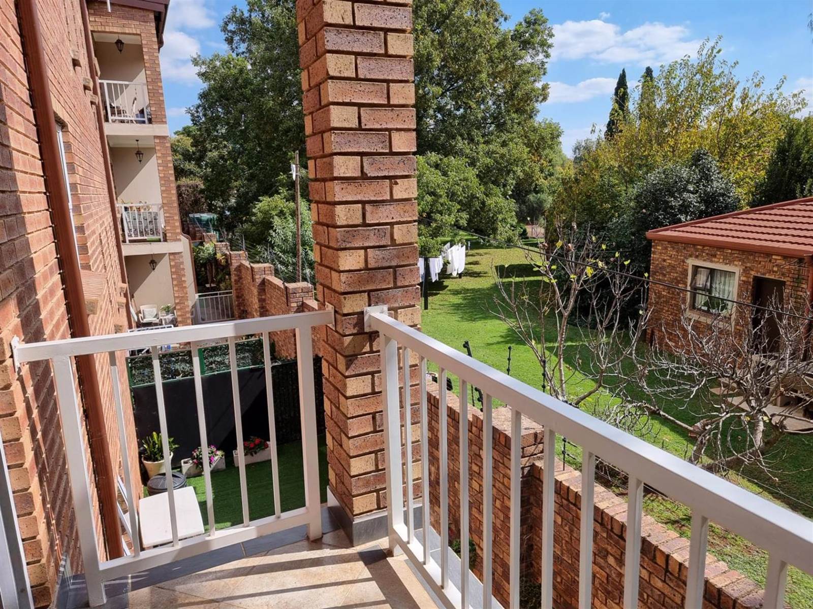 2 Bed Apartment in Benoni North photo number 12