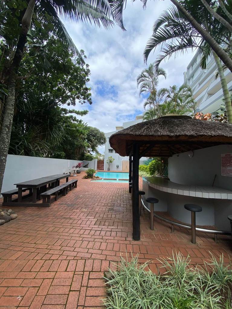 2 Bed Townhouse in Umhlanga Rocks photo number 20