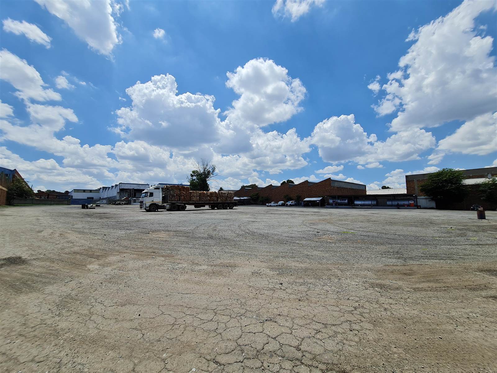 9464  m² Industrial space in Elandsfontein AH photo number 4