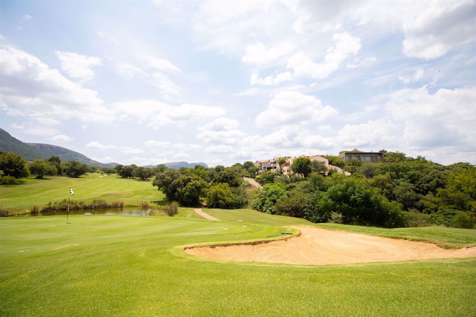 420 m² Land available in Magalies Golf Estate photo number 13