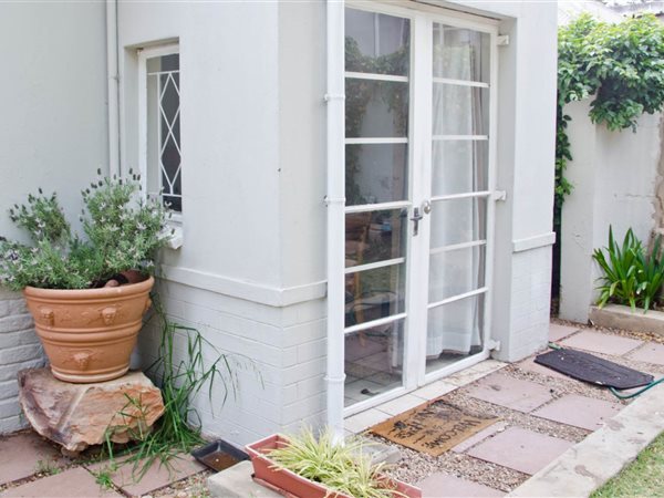 1 Bed Garden Cottage