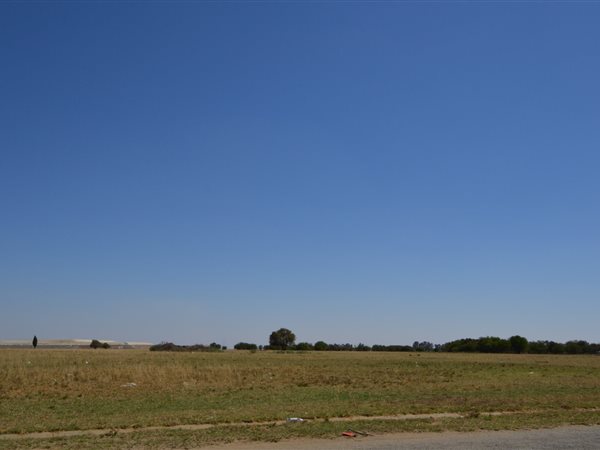 1 249 m² Land