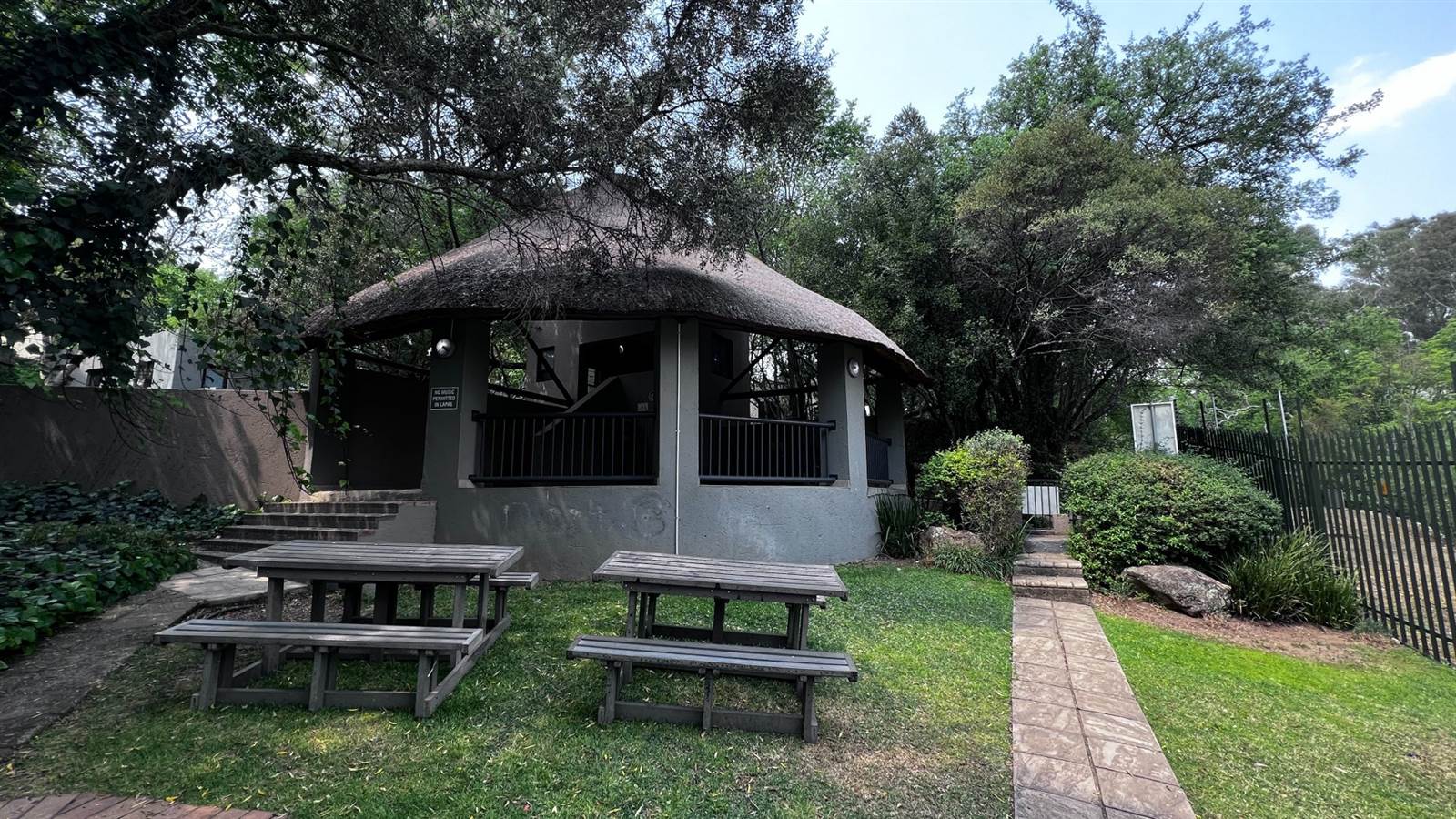 1 Bed Apartment in Jukskei Park photo number 25