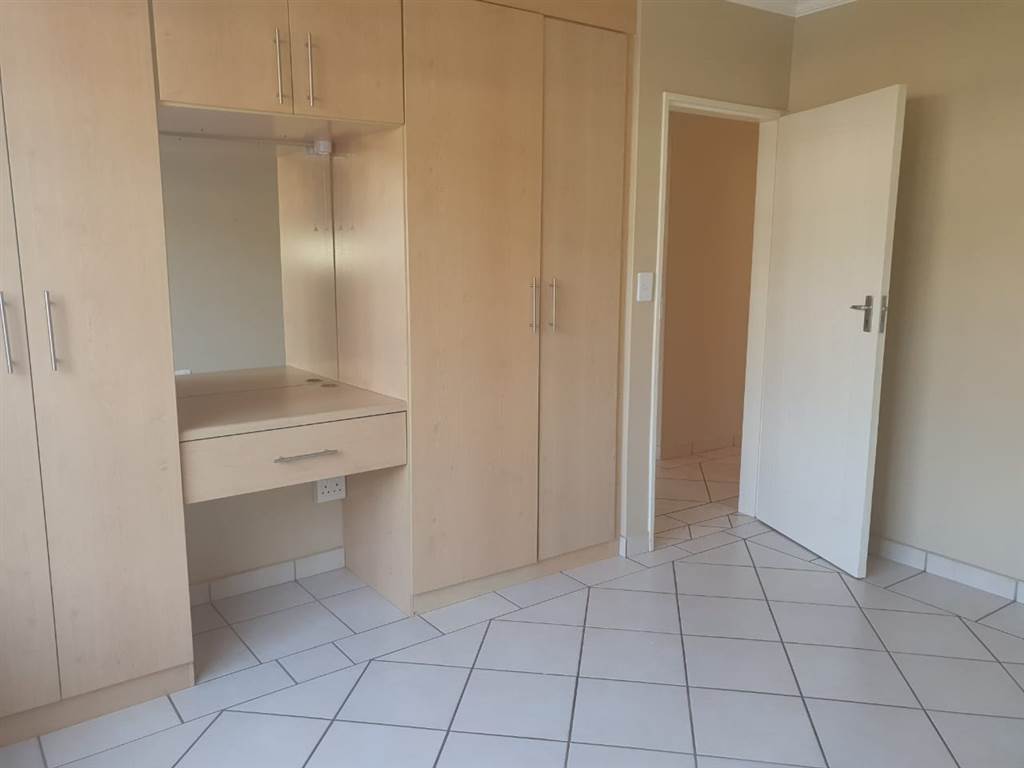 2 Bed Apartment in Thabazimbi photo number 22