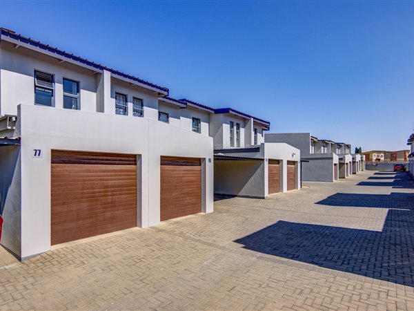 3 Bed Townhouse