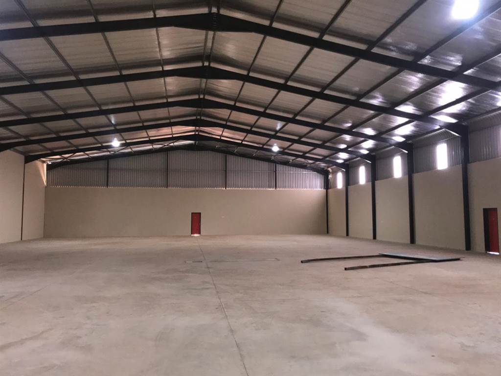 2476  m² Industrial space in Clayville photo number 5