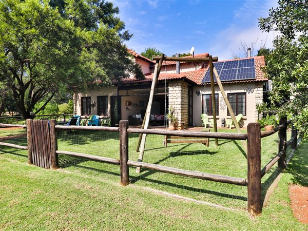 3 Bedroom Townhouse 3 Bedroom Townhouse
