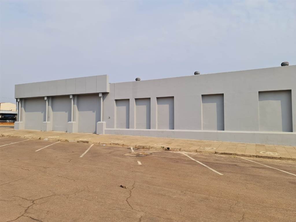 2283  m² Commercial space in Rustenburg Central photo number 2