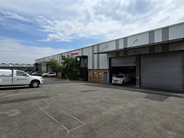 650  m² Industrial space