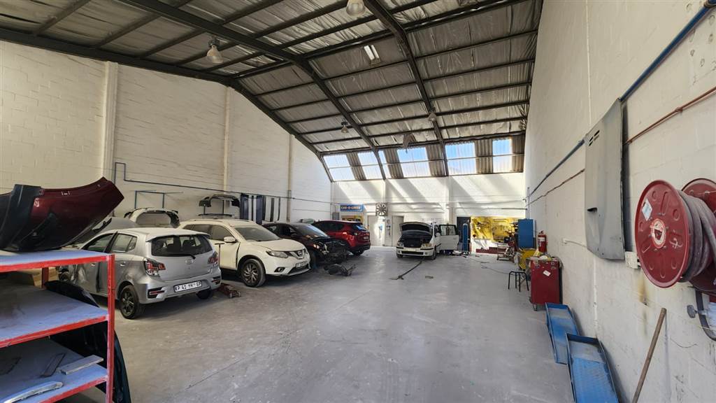 930  m² Industrial space in Montague Gardens photo number 8