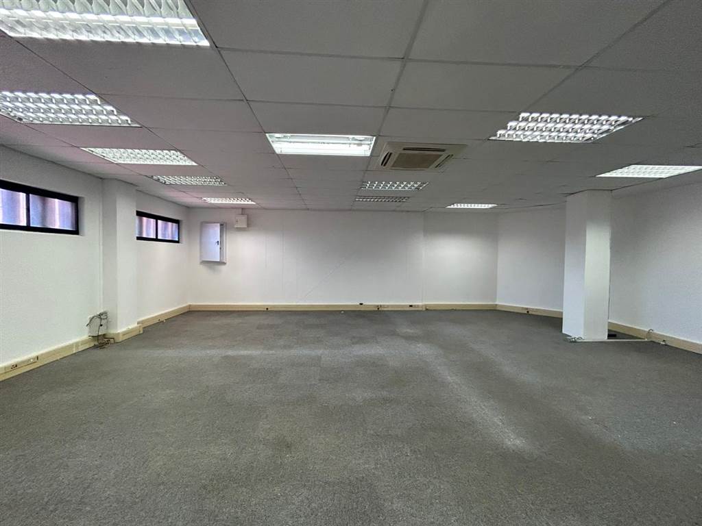 133  m² Commercial space in Horizon View photo number 9
