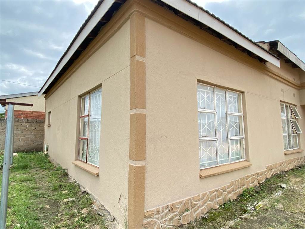 3 Bed House in Tekwane photo number 7
