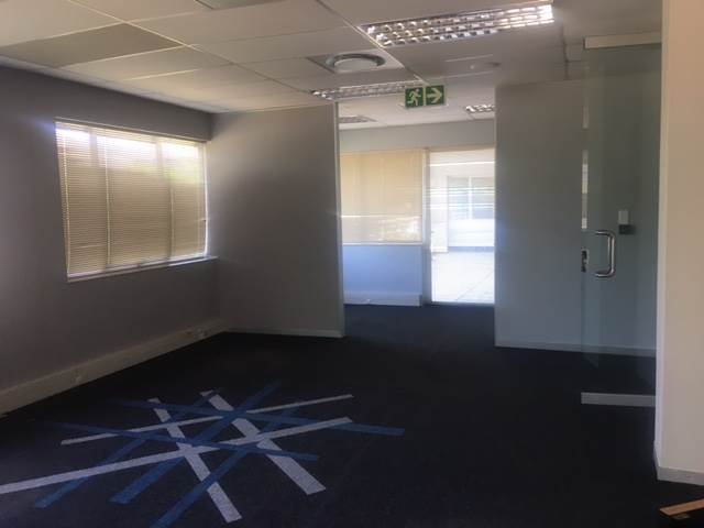 350  m² Commercial space in Woodmead photo number 13