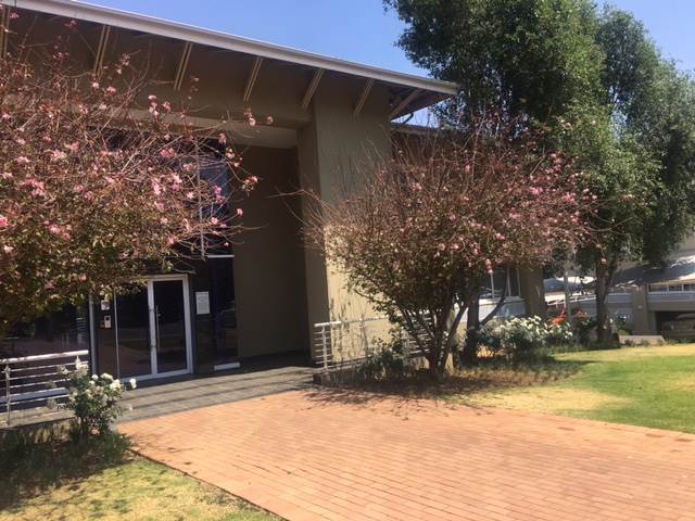 350  m² Commercial space in Woodmead photo number 2