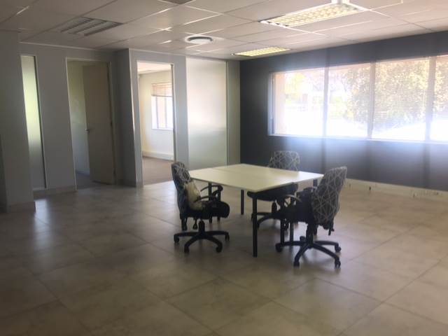 350  m² Commercial space in Woodmead photo number 17