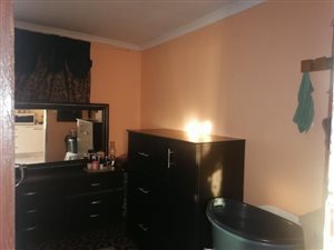 1 Bed House in Orange Farm