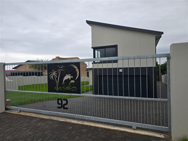 3 Bedroom House 3 Bedroom House
