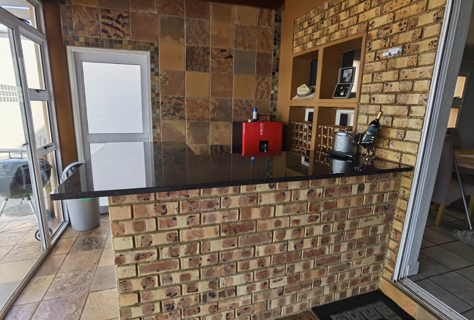 5 Bed House in Kungwini Country Estate photo number 12
