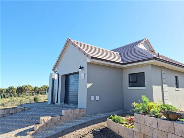 2 Bedroom House 2 Bedroom House