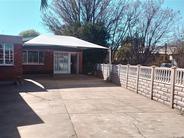 2 Bedroom Flat 2 Bedroom Flat