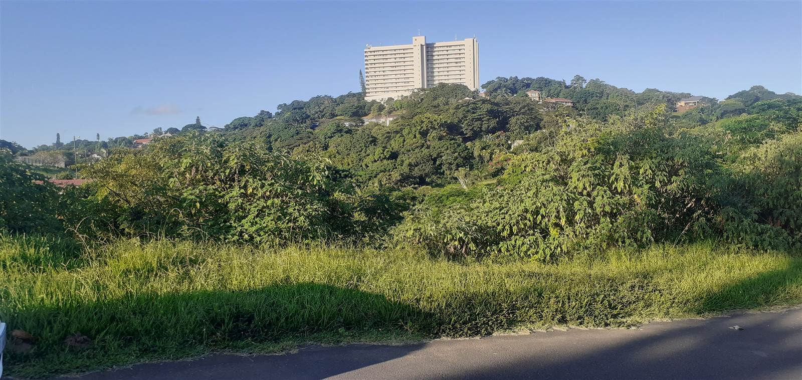 1365 m² Land available in Doon Heights photo number 1