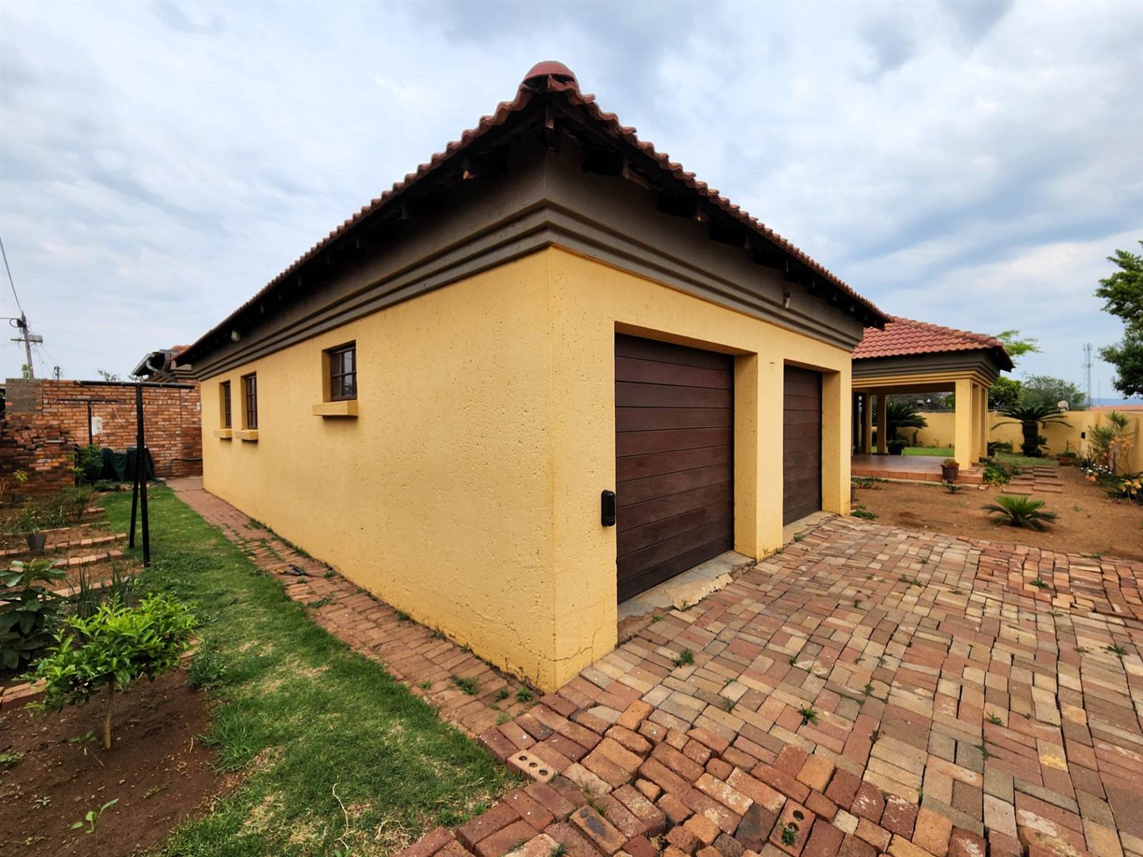 4 Bed House in Mamelodi photo number 24