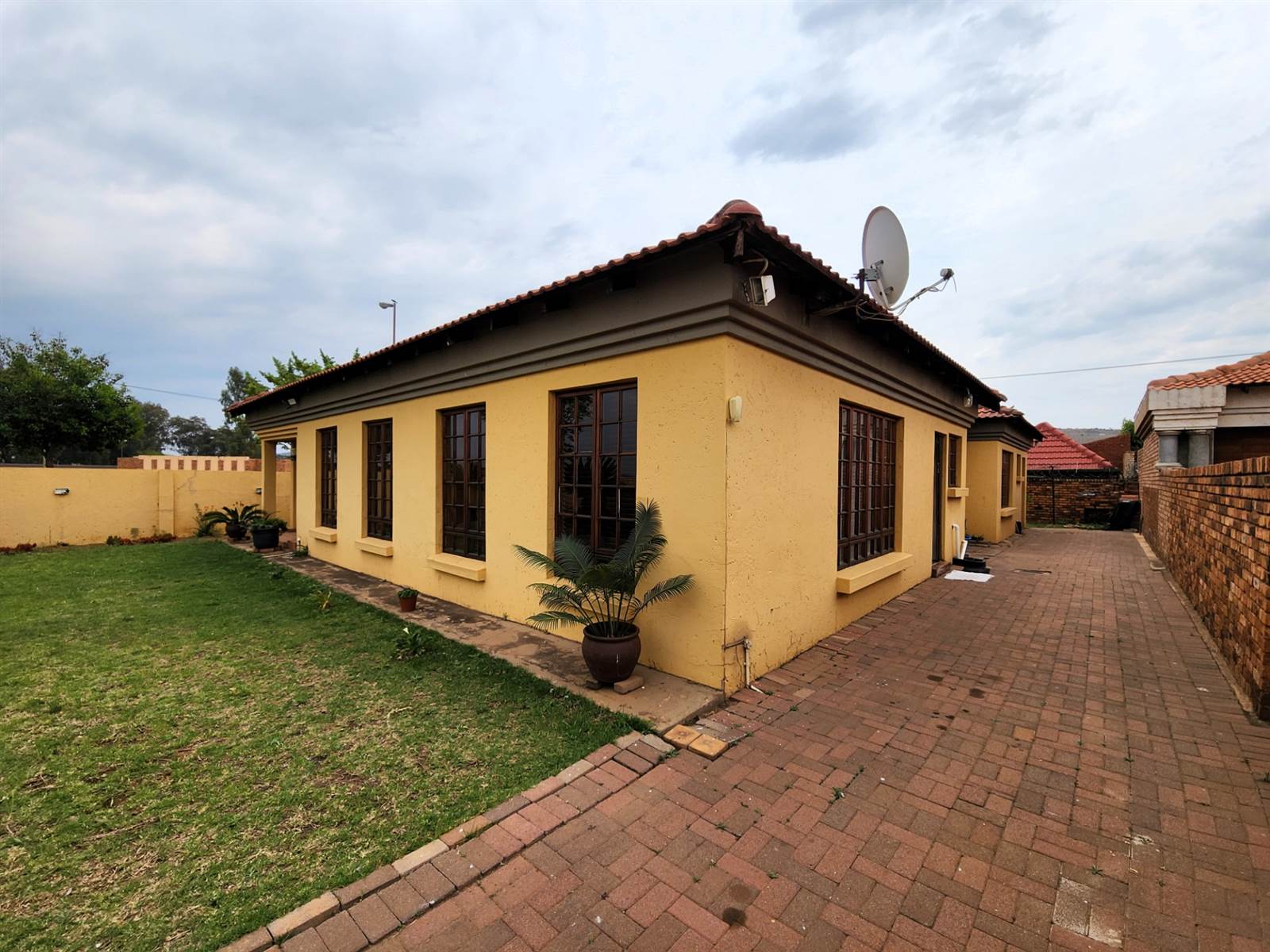 4 Bed House in Mamelodi photo number 5