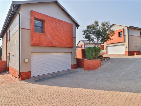 3 Bed Townhouse