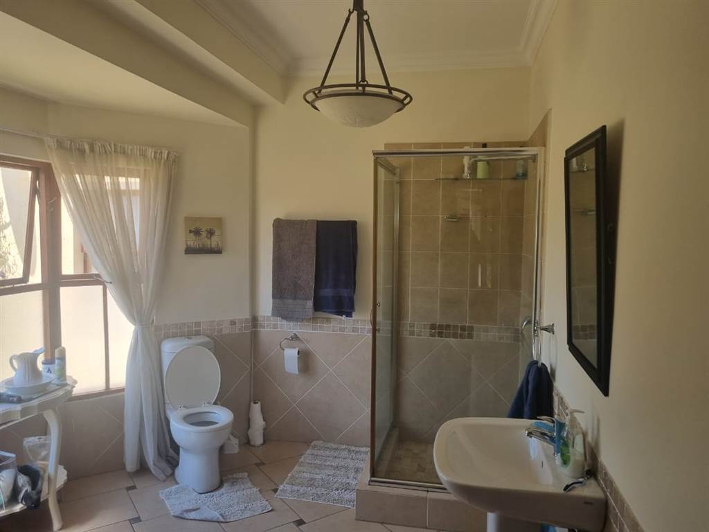12 Bed House in Muldersdrift photo number 26