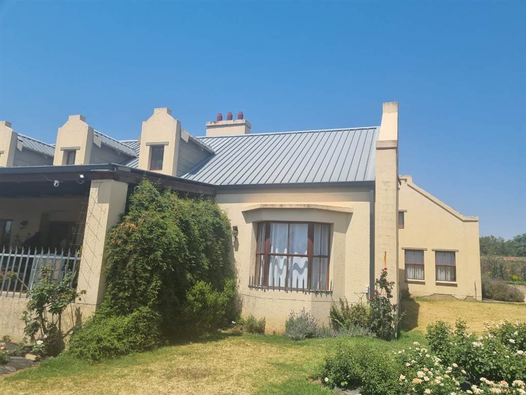 12 Bed House in Muldersdrift photo number 4