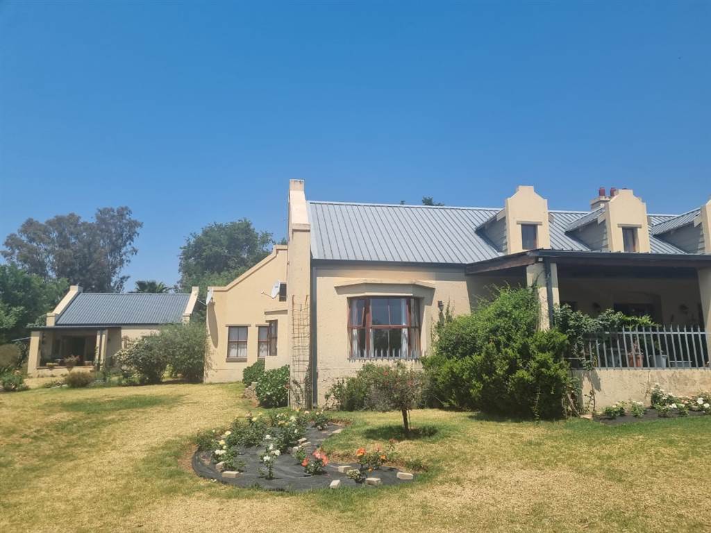 12 Bed House in Muldersdrift photo number 2