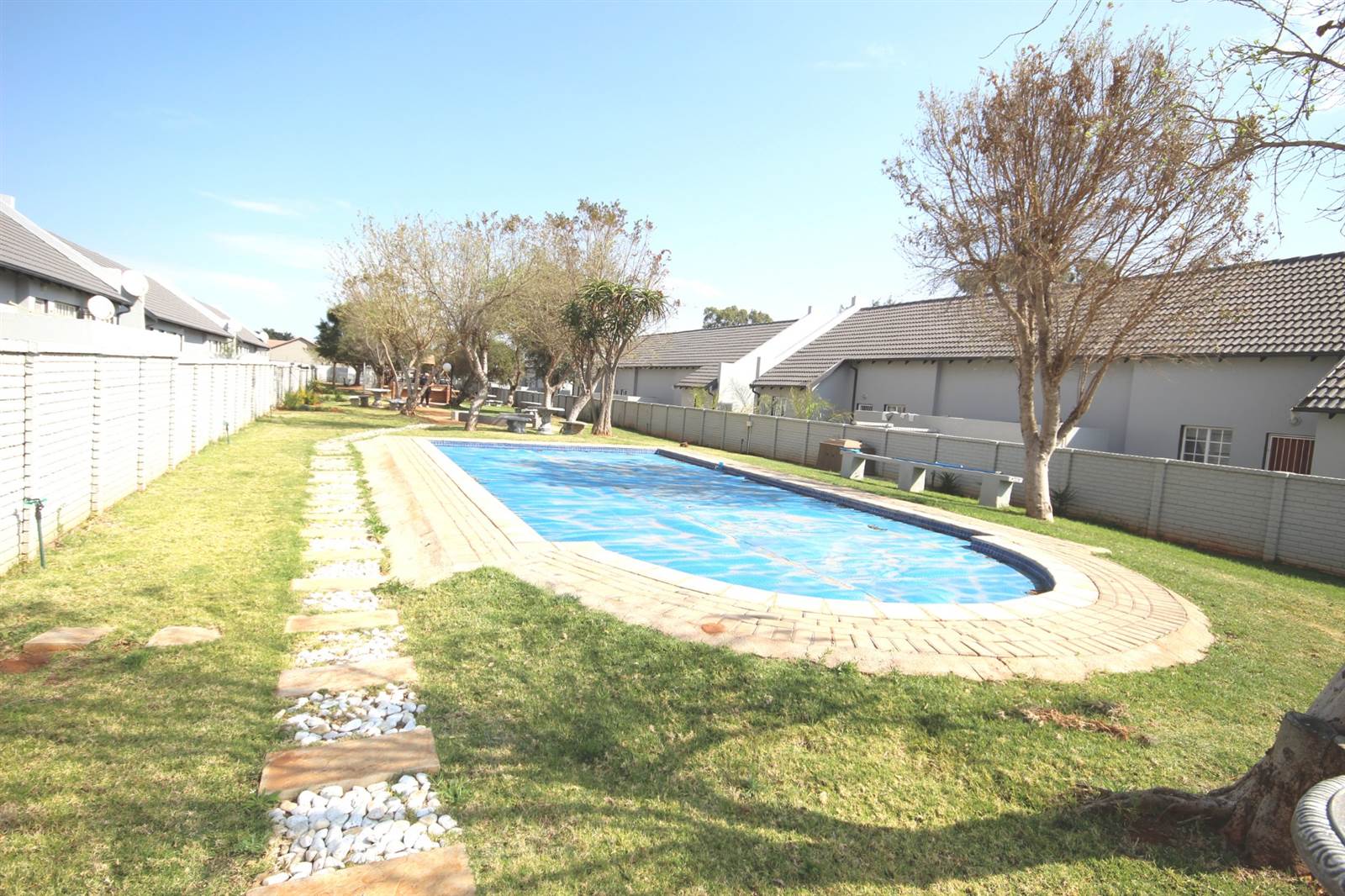 2 Bed Townhouse in Pretoria North photo number 20