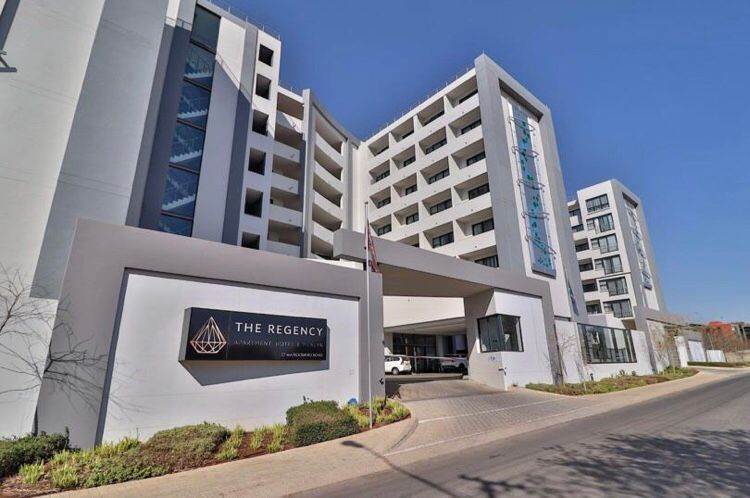 1 Bed Apartment in Menlyn photo number 22